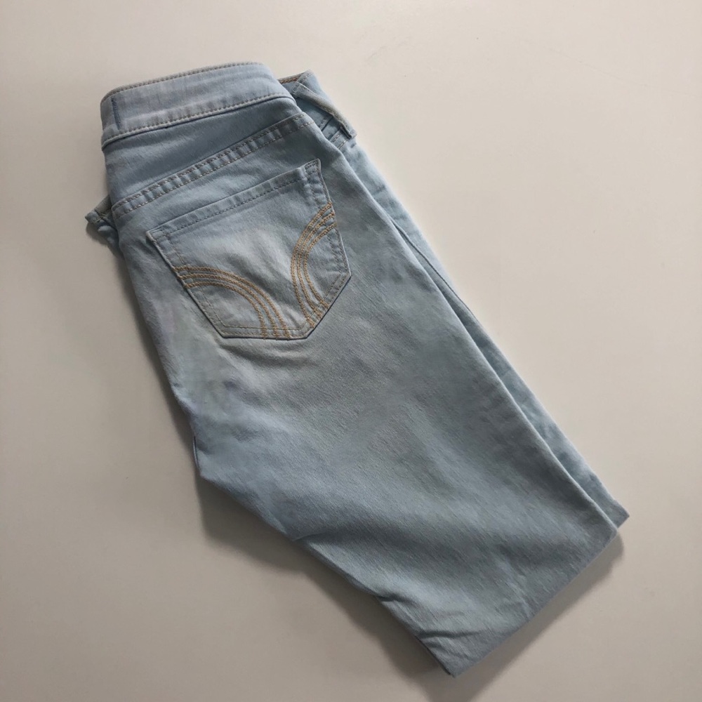 Size 25 Hollister Jeans✨